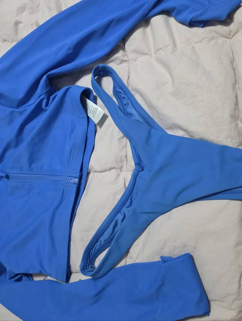 Long-Sleeve Zip Crop Bikini Set in Electric Blue